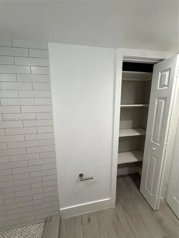 200 Galen Drive Key Biscayne FL 33149