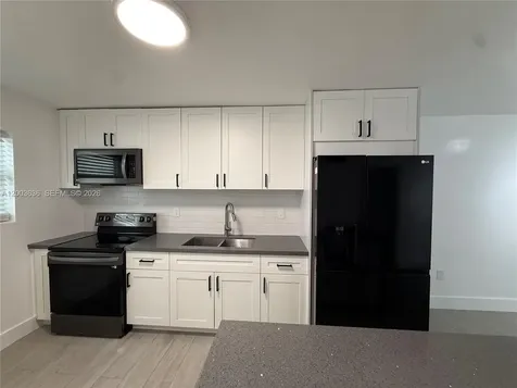 200 Galen Drive Key Biscayne FL 33149