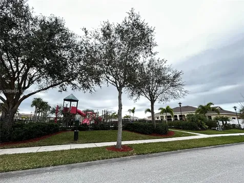 10005 W Verona Circle Vero Beach FL 32966