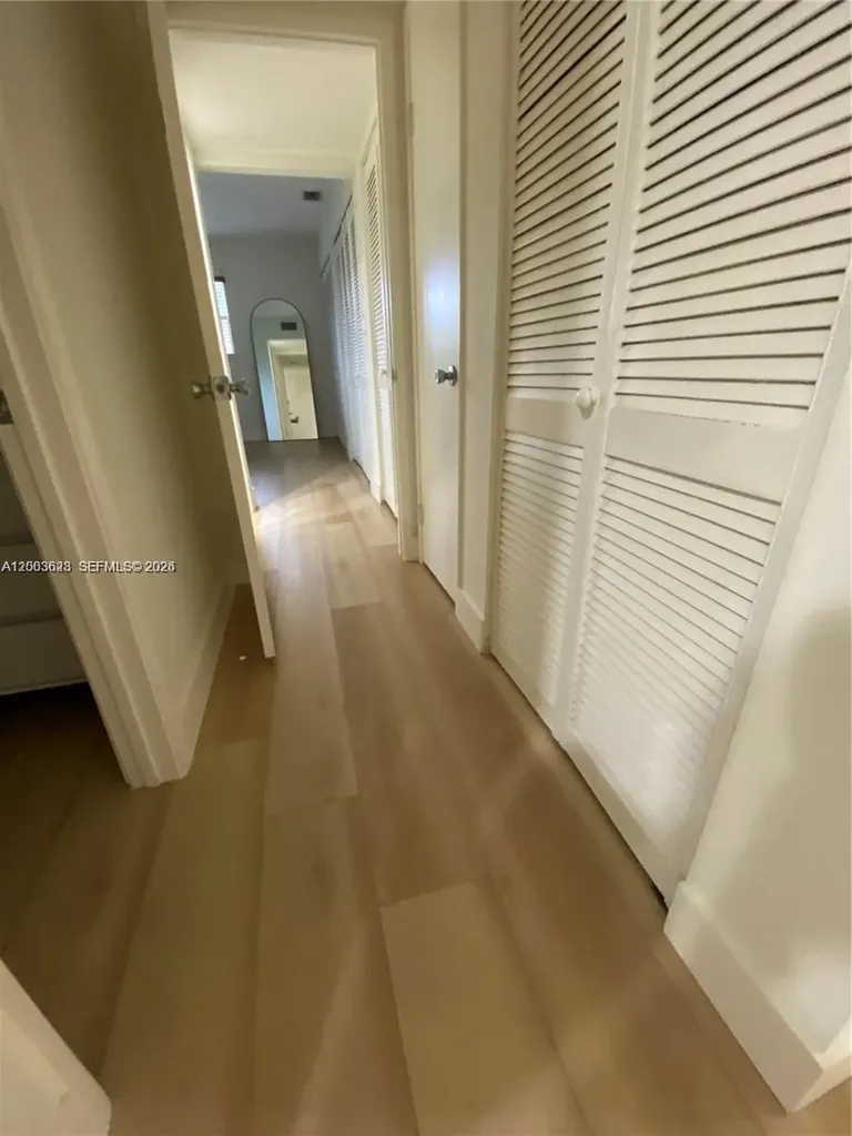 1200 Tallwood Avenue Hollywood FL 33021
