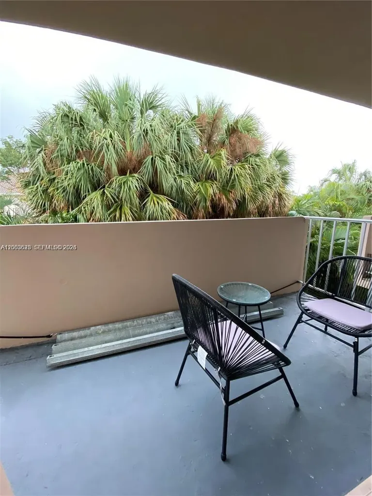 1200 Tallwood Avenue Hollywood FL 33021