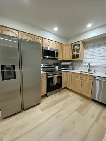 1200 Tallwood Avenue Hollywood FL 33021