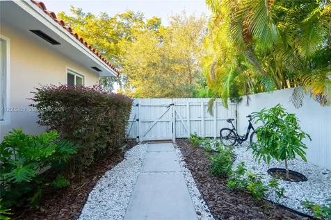 12015 NE 7th Avenue Biscayne Park FL 33161