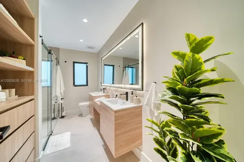 1940 SW 32nd Place Miami FL 33145