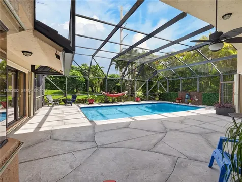 1025 Creekford Drive Weston FL 33326