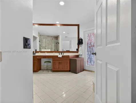 1025 Creekford Drive Weston FL 33326