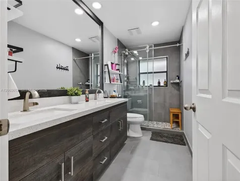 1025 Creekford Drive Weston FL 33326