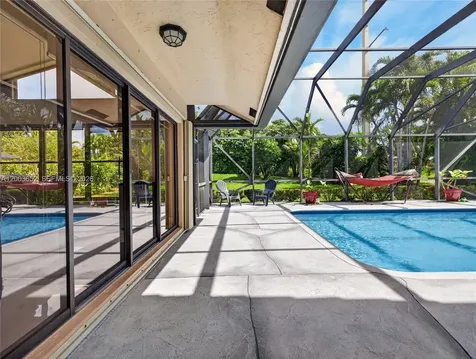 1025 Creekford Drive Weston FL 33326