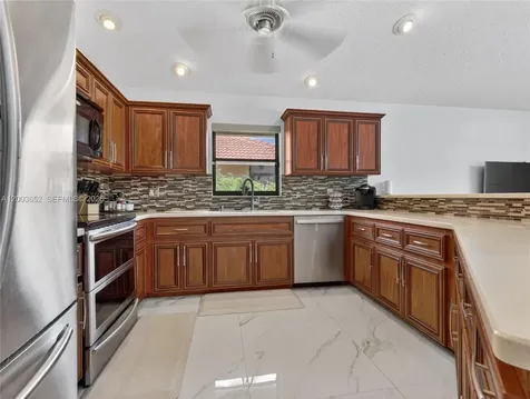 1025 Creekford Drive Weston FL 33326