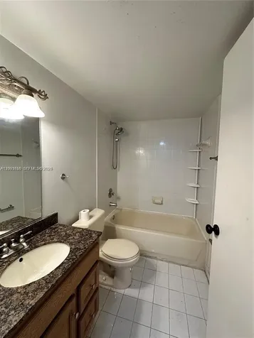 551 NW 82nd Avenue Miami FL 33126