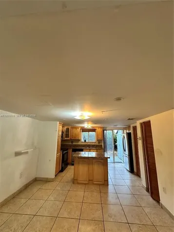 551 NW 82nd Avenue Miami FL 33126