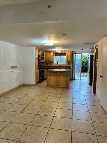 551 NW 82nd Avenue Miami FL 33126