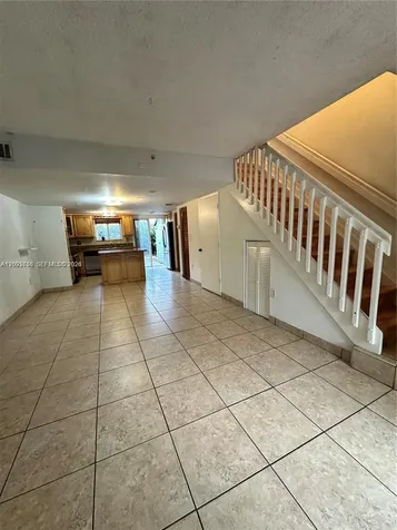 551 NW 82nd Avenue Miami FL 33126