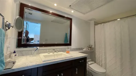 5701 Collins Avenue Miami Beach FL 33140