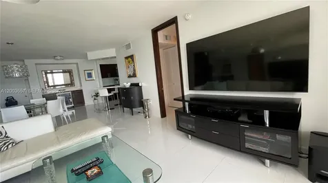 5701 Collins Avenue Miami Beach FL 33140