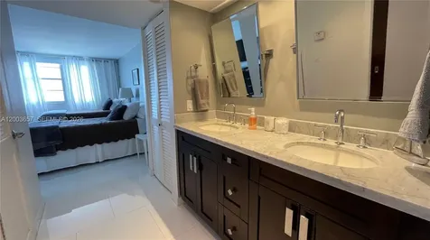 5701 Collins Avenue Miami Beach FL 33140