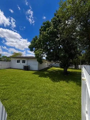 2831 NW 189th Street Miami Gardens FL 33056