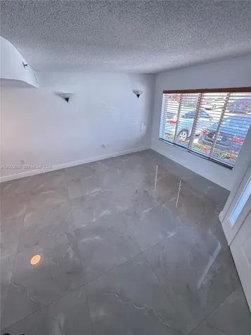 203 Riviera Circle Weston FL 33326