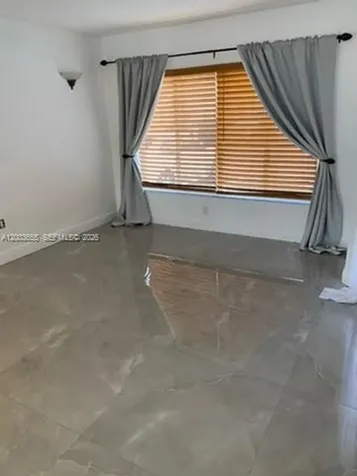 203 Riviera Circle Weston FL 33326