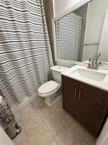 203 Riviera Circle Weston FL 33326