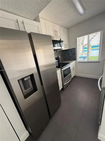203 Riviera Circle Weston FL 33326