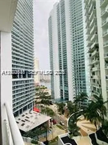 170 SE 14th Street Miami FL 33131