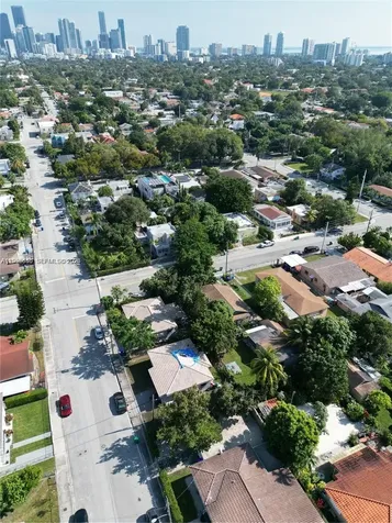 1380 SW 11th Street Miami FL 33135