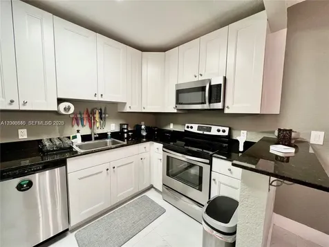 1380 SW 11th Street Miami FL 33135