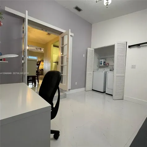 1380 SW 11th Street Miami FL 33135