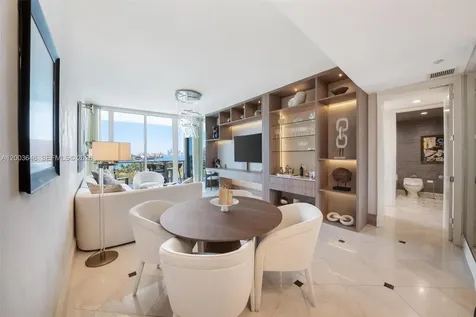 100 S Pointe Drive Miami Beach FL 33139