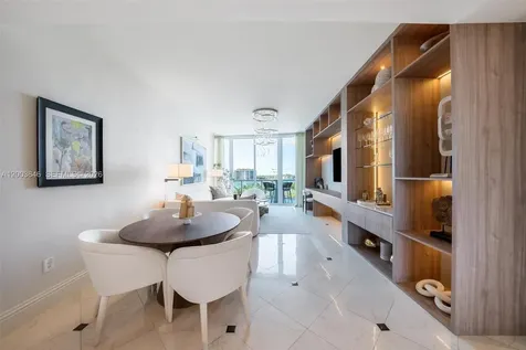 100 S Pointe Drive Miami Beach FL 33139