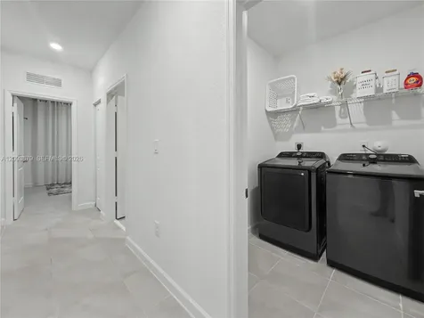 13218 SW 189th Terrace Miami FL 33177