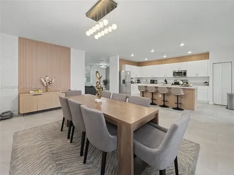 13218 SW 189th Terrace Miami FL 33177