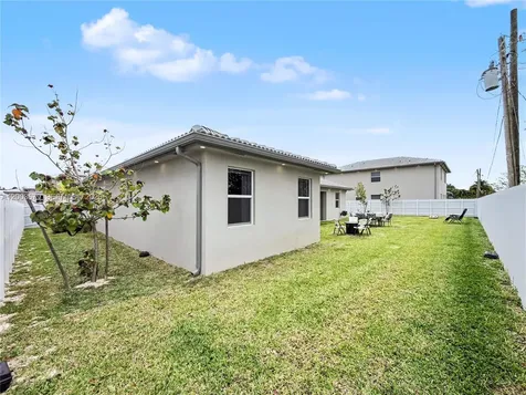 13218 SW 189th Terrace Miami FL 33177