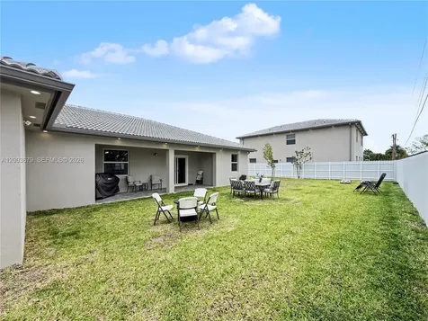 13218 SW 189th Terrace Miami FL 33177
