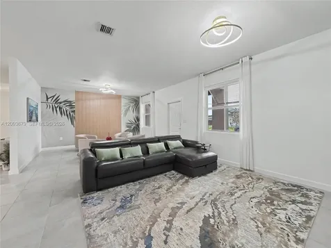 13218 SW 189th Terrace Miami FL 33177