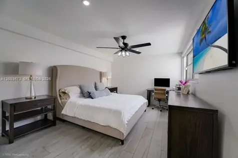 1231 E Golfview Drive Pembroke Pines FL 33026
