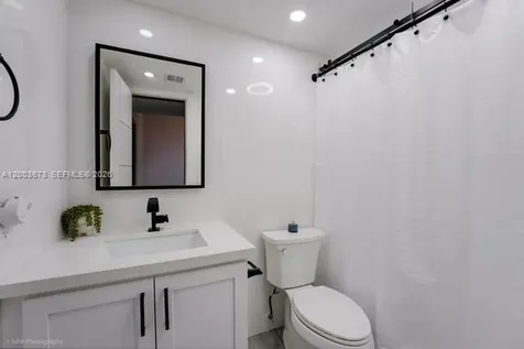 1231 E Golfview Drive Pembroke Pines FL 33026
