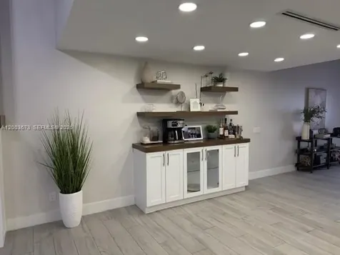 1231 E Golfview Drive Pembroke Pines FL 33026
