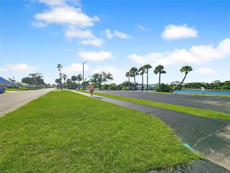 2445 SW 6th Road SW Vero Beach FL 32962