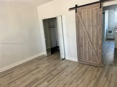 637 12th Street Miami Beach FL 33139