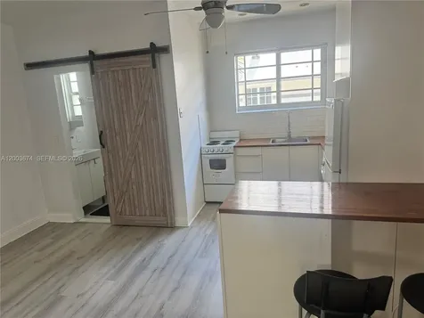 637 12th Street Miami Beach FL 33139
