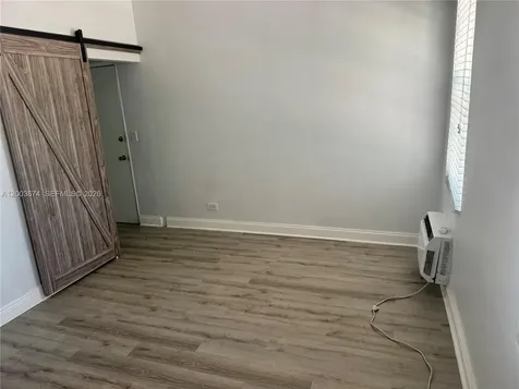 637 12th Street Miami Beach FL 33139