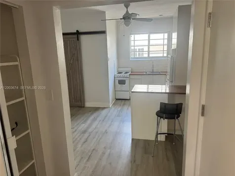 637 12th Street Miami Beach FL 33139
