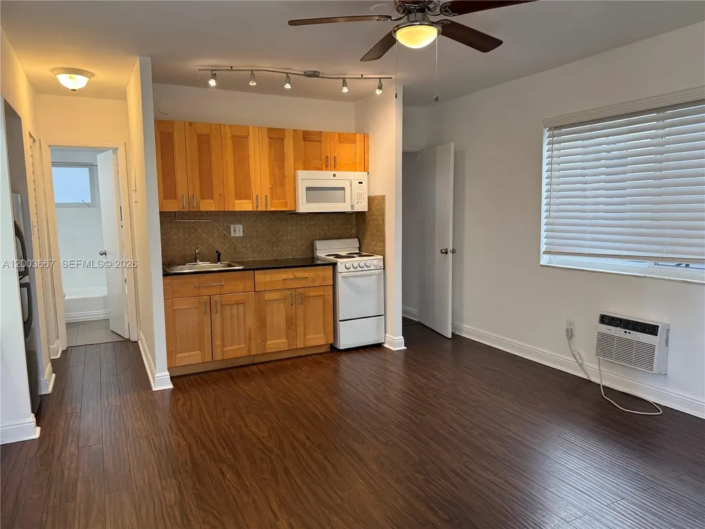 740 Michigan Avenue Miami Beach FL 33139
