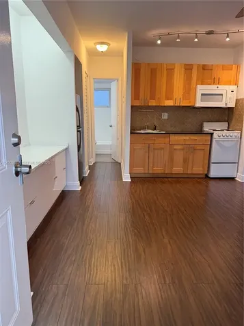 740 Michigan Avenue Miami Beach FL 33139