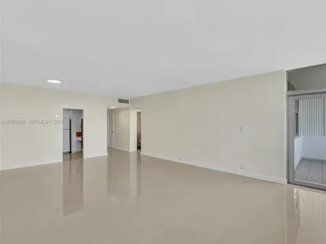 20 Island Avenue Miami Beach FL 33139