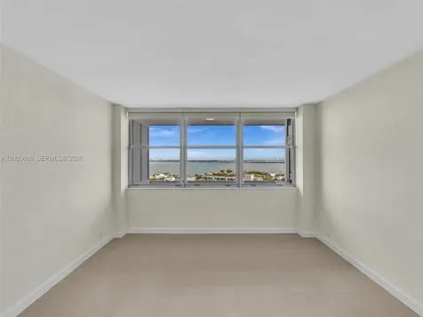 20 Island Avenue Miami Beach FL 33139