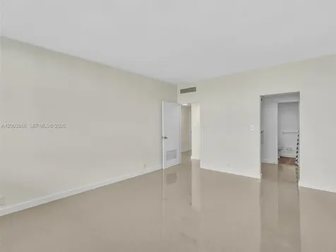 20 Island Avenue Miami Beach FL 33139