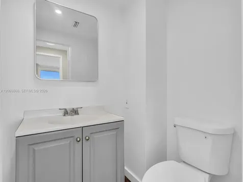 20 Island Avenue Miami Beach FL 33139